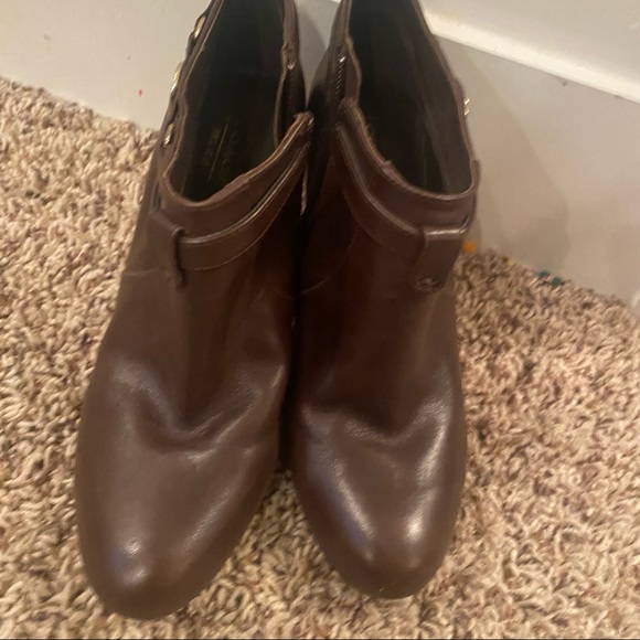 Authentic Coach booties - Picture 2 of 4